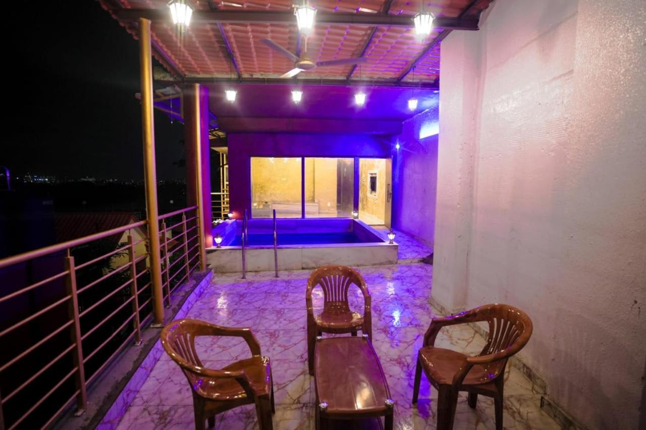 Wadhwani's Haveli In Royal Palms Villa *